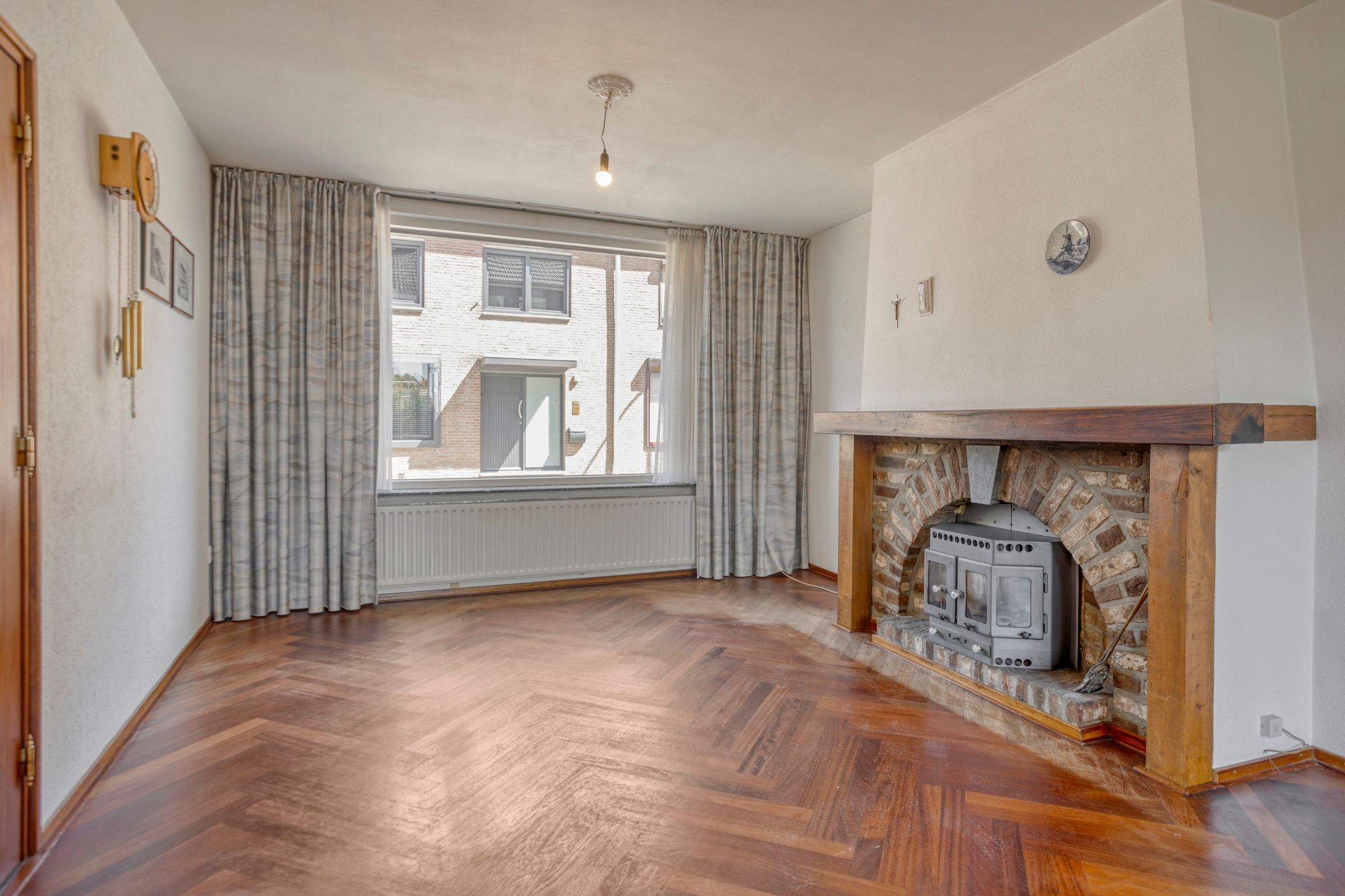 Foto 9 van Emmastraat 11