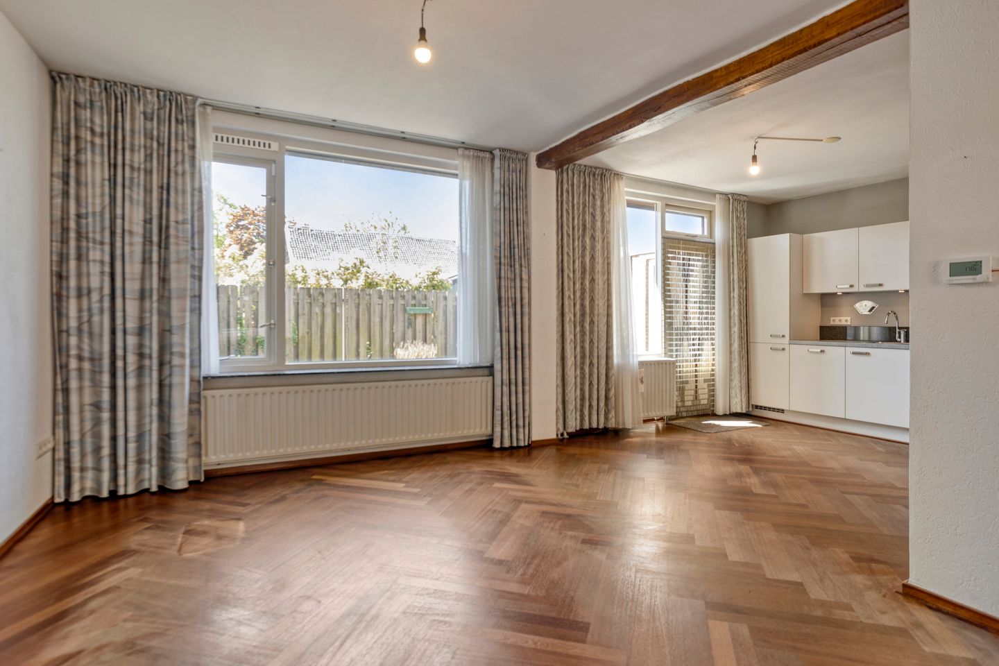 Foto 14 van Emmastraat 11