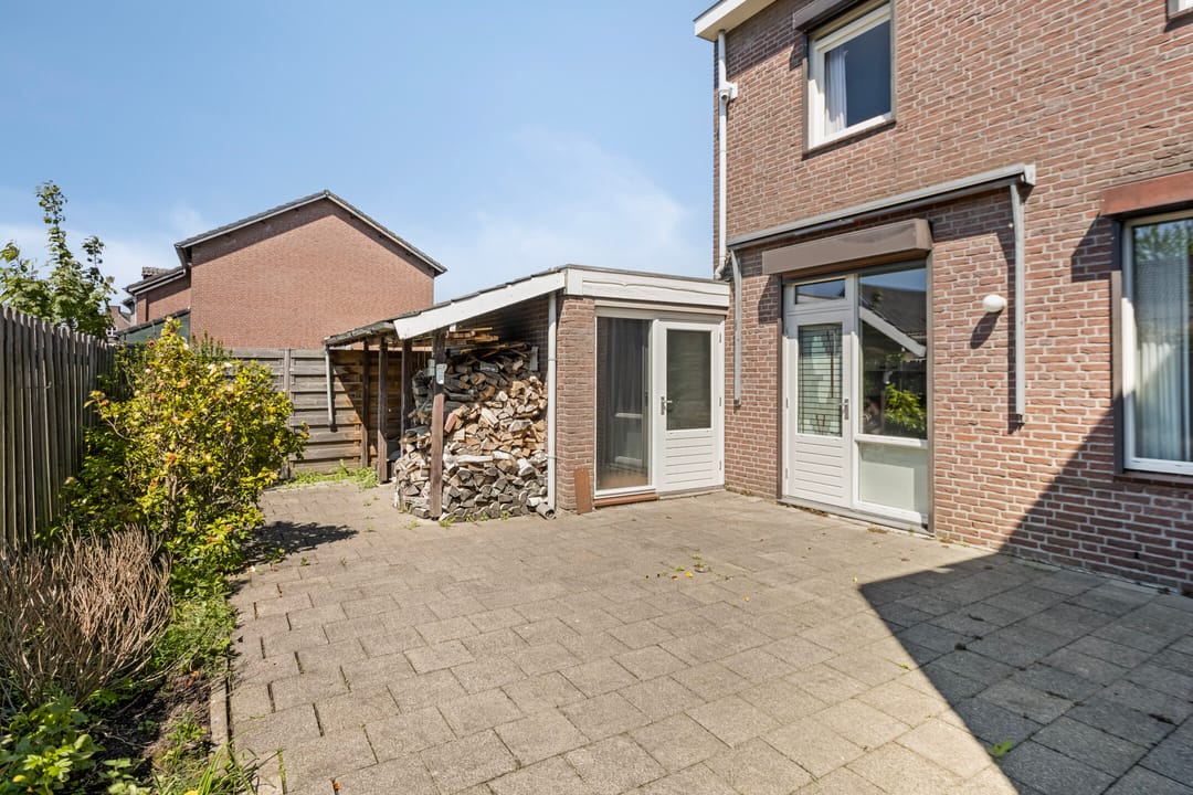 Foto 32 van Emmastraat 11