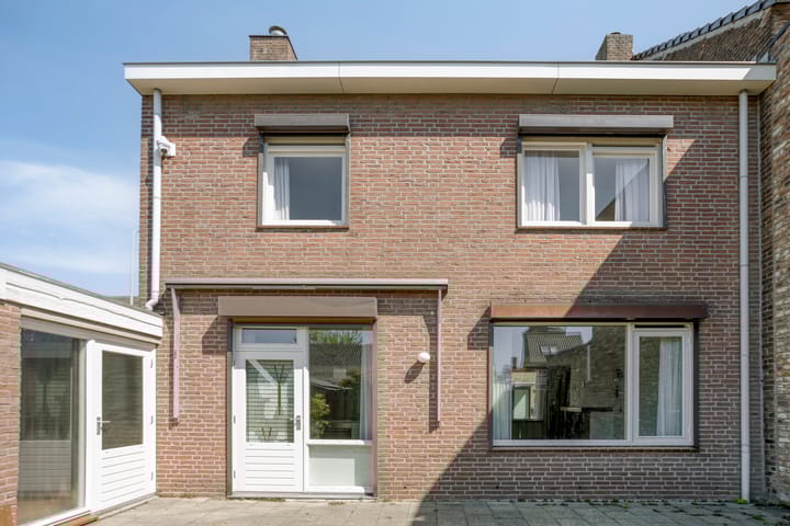 Foto 33 van Emmastraat 11