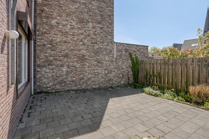 Foto 36 van Emmastraat 11