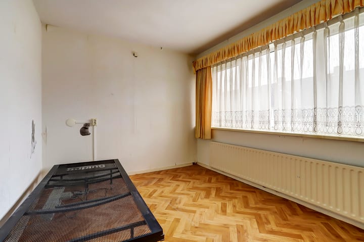 Photo 22 of Meidoornstraat 31