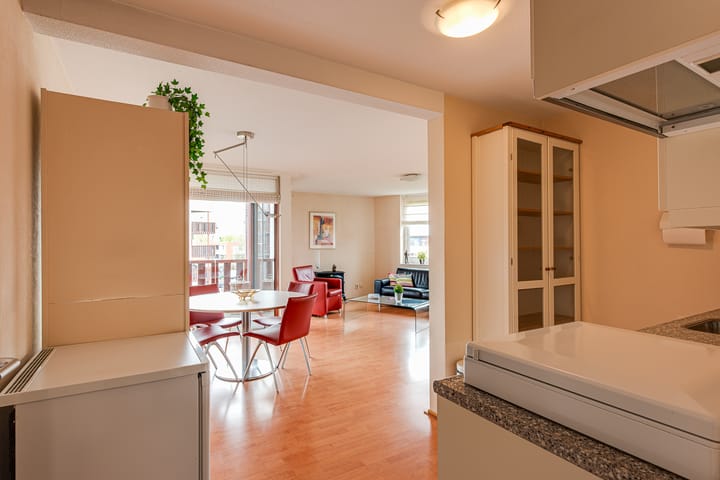 Foto 8 van Zenderstraat 64