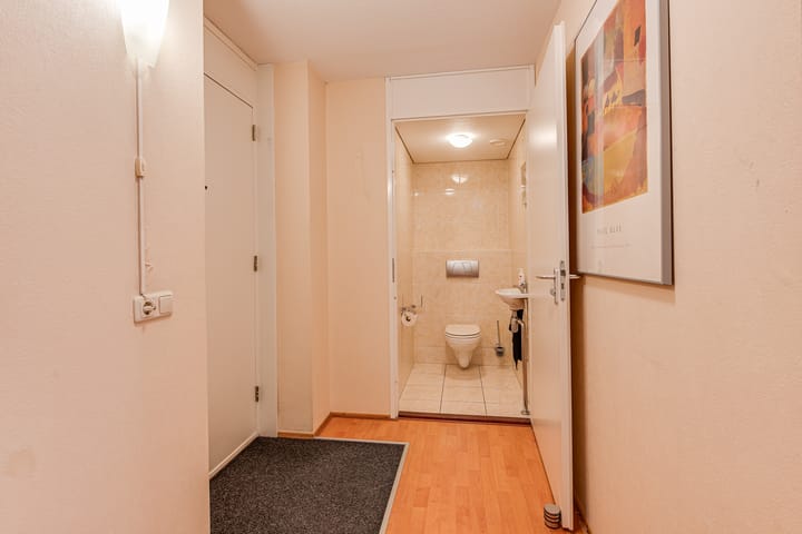 Foto 14 van Zenderstraat 64