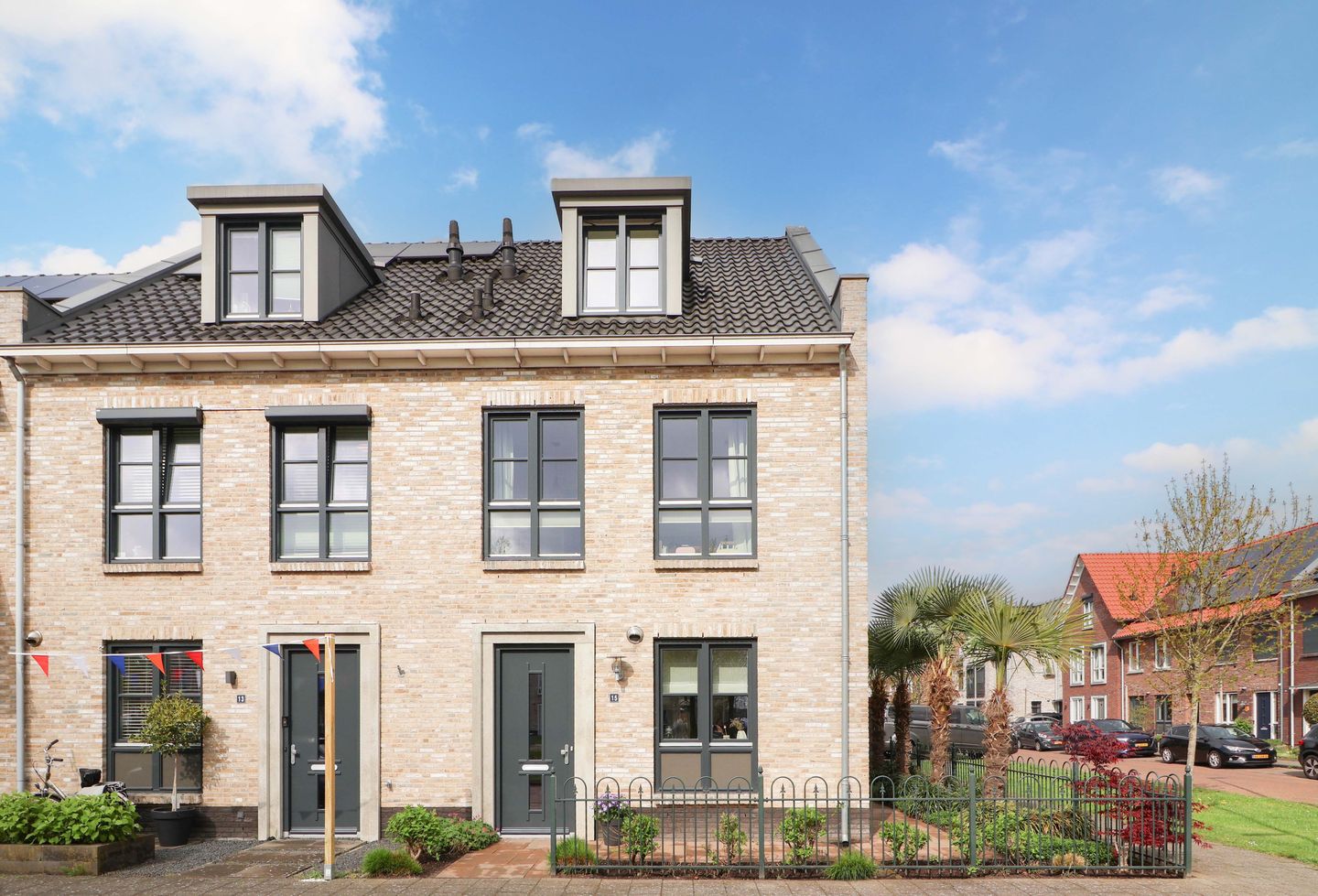 Foto 1 van Bloemkamp 15