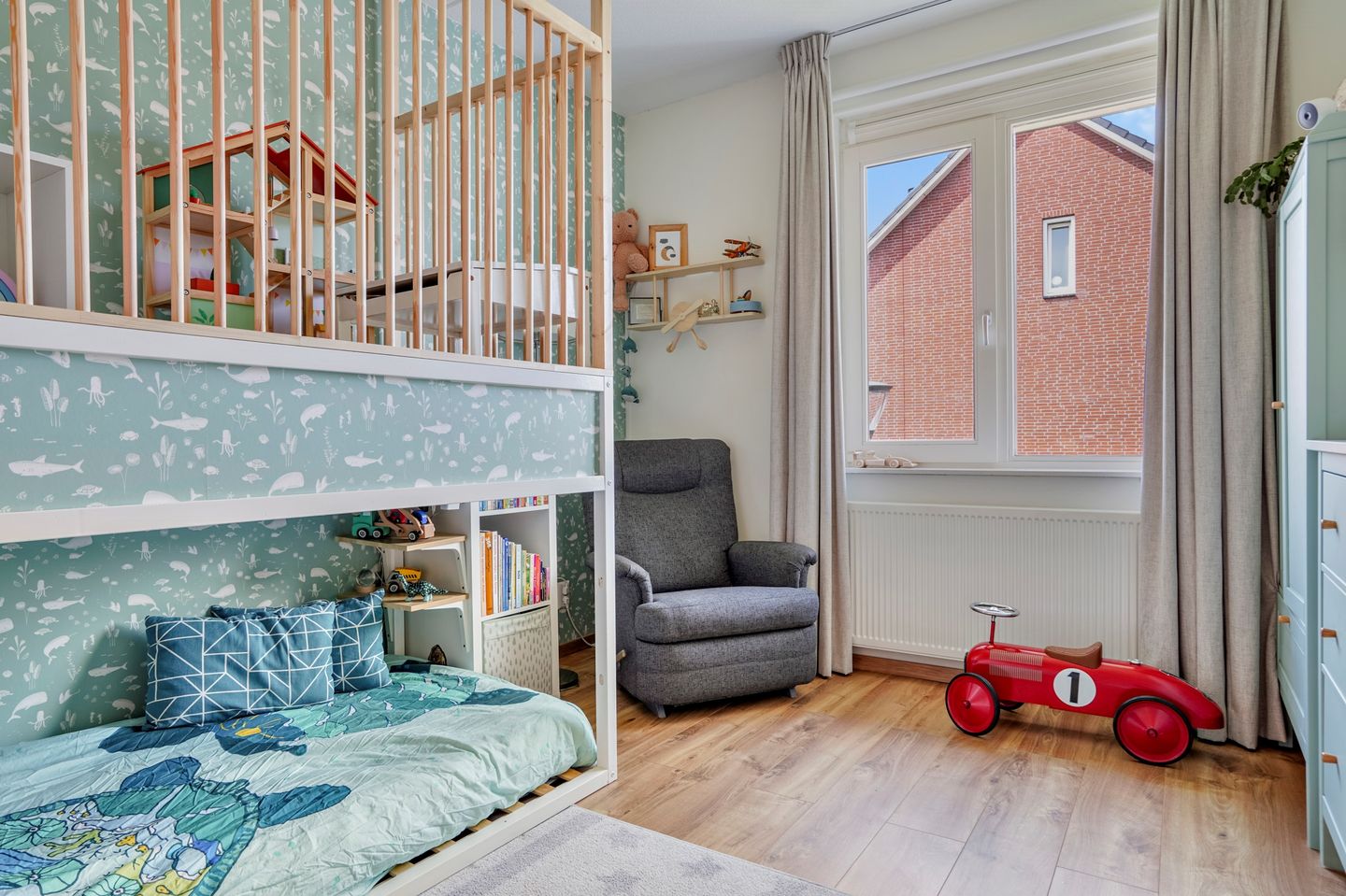 Foto 19 van Voorschotenstraat 14