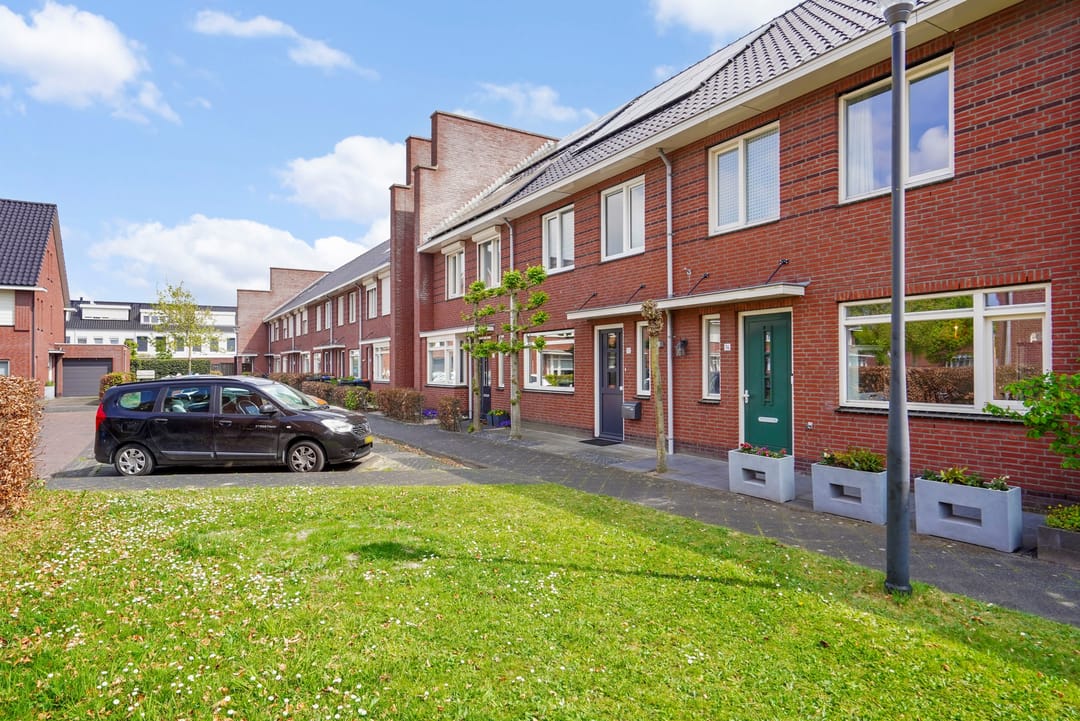 Foto 32 van Voorschotenstraat 14