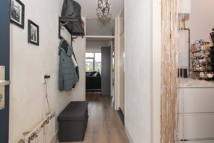 Foto 9 van Petuniatuin 15