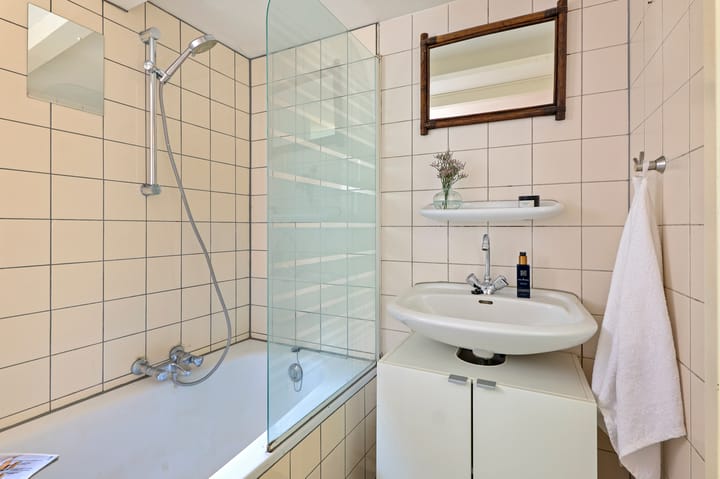 Photo 12 of Sint Luciënsteeg 17-F