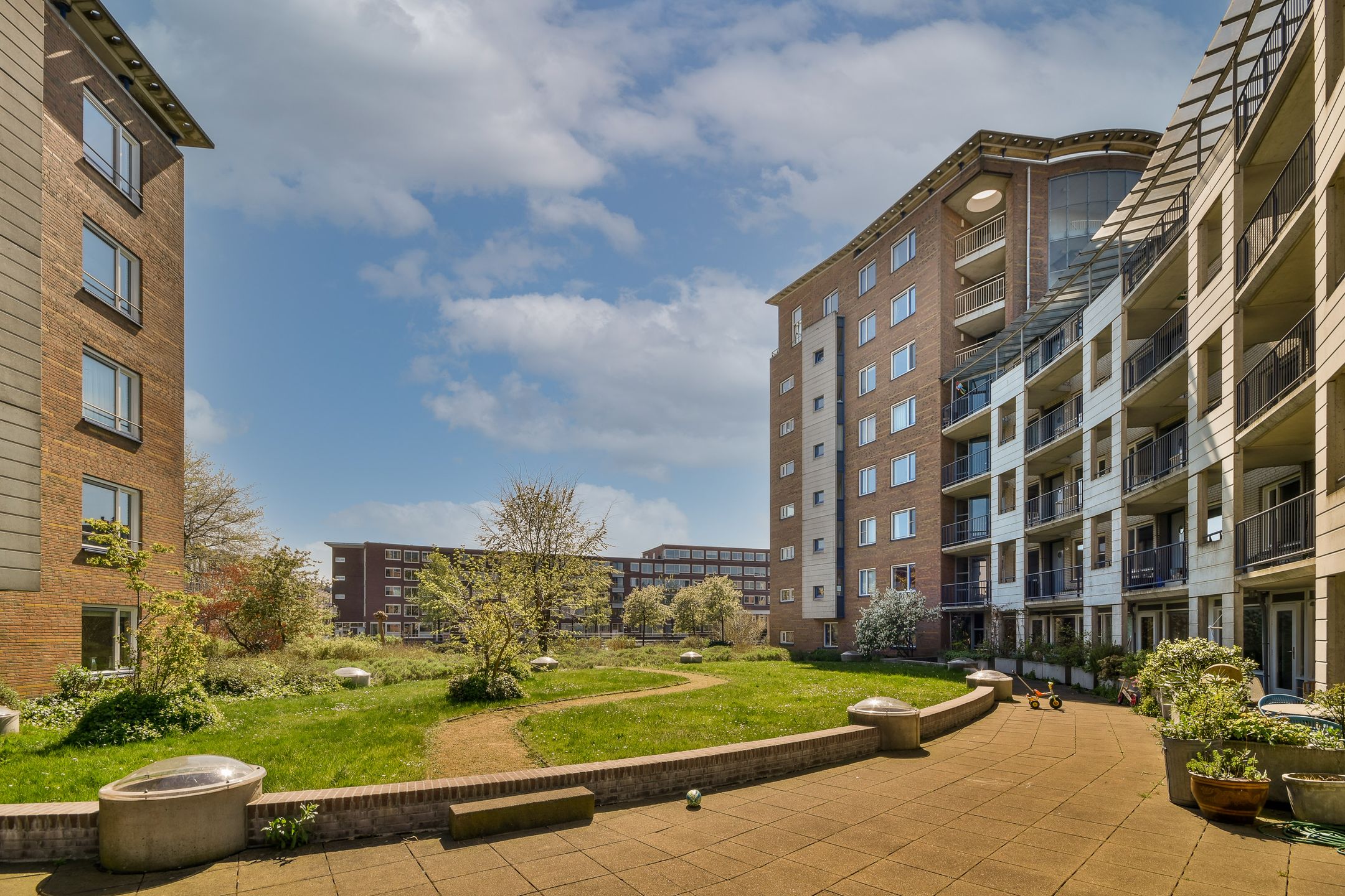 Foto 21 van De Wittenkade 305