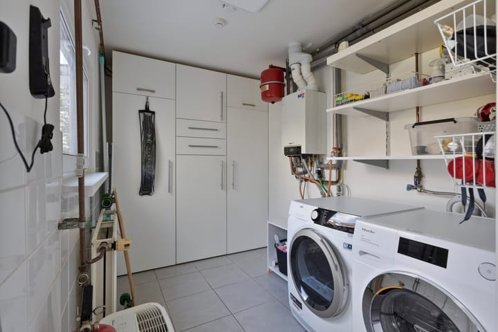 Foto 23 van Borneostraat 16