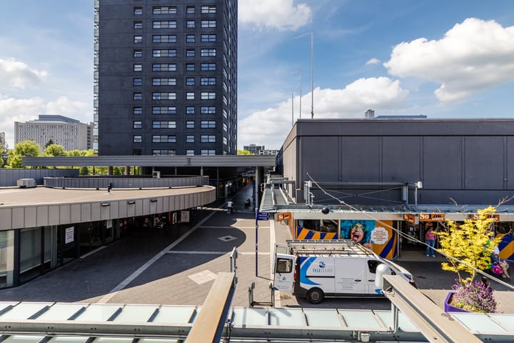 Foto 34 van Winkelcentrum Woensel 13