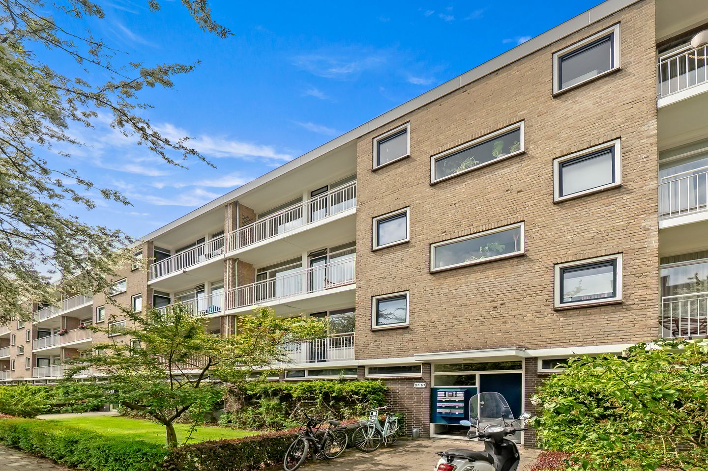 Foto 1 van Brahmslaan 275