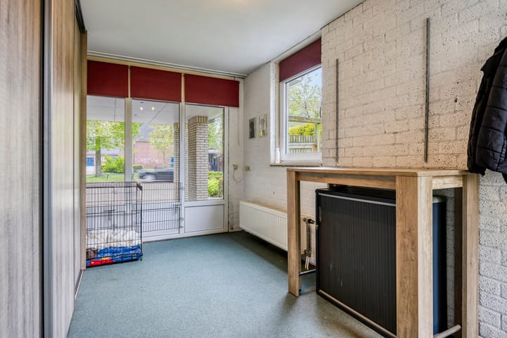 Foto 25 van De La Sallestraat 4