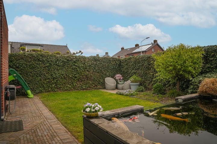 Photo 42 of Pinksterbloemstraat 1