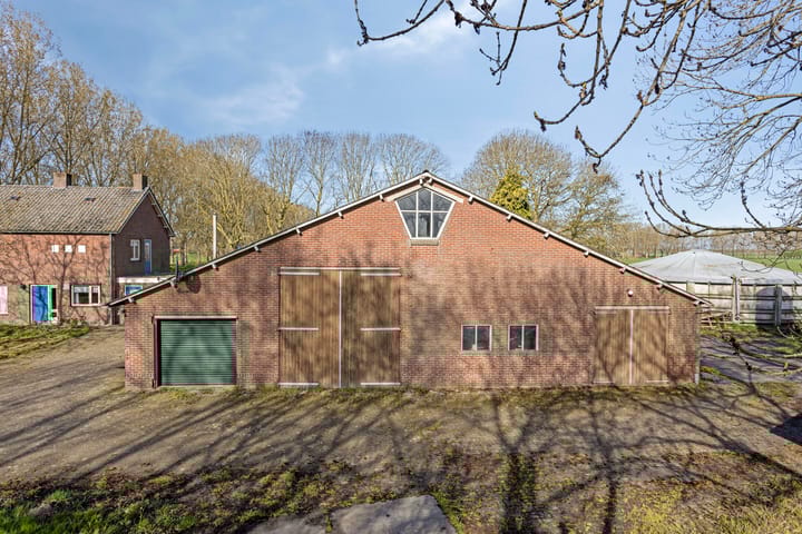 Photo 4 of Veldweg 3