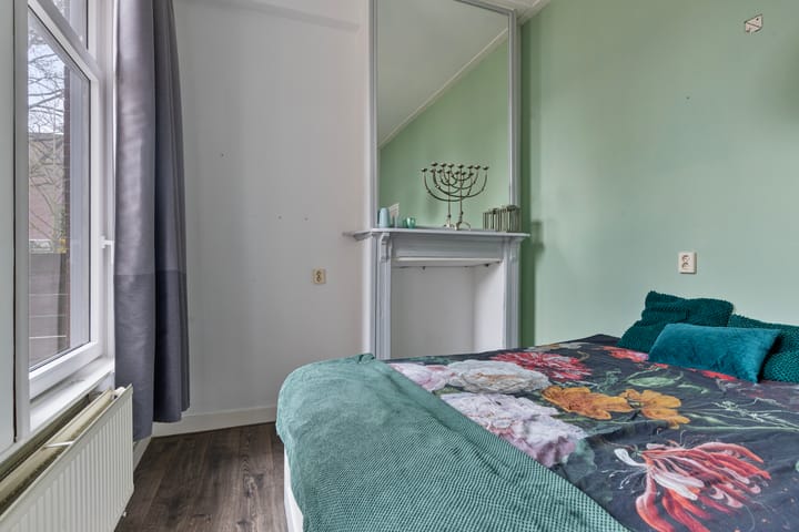 Foto 10 van Helper Westsingel 29