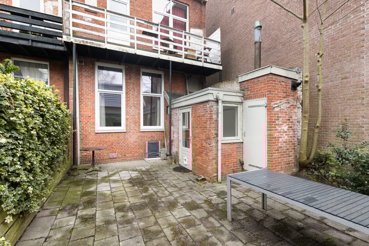 Foto 14 van Helper Westsingel 29