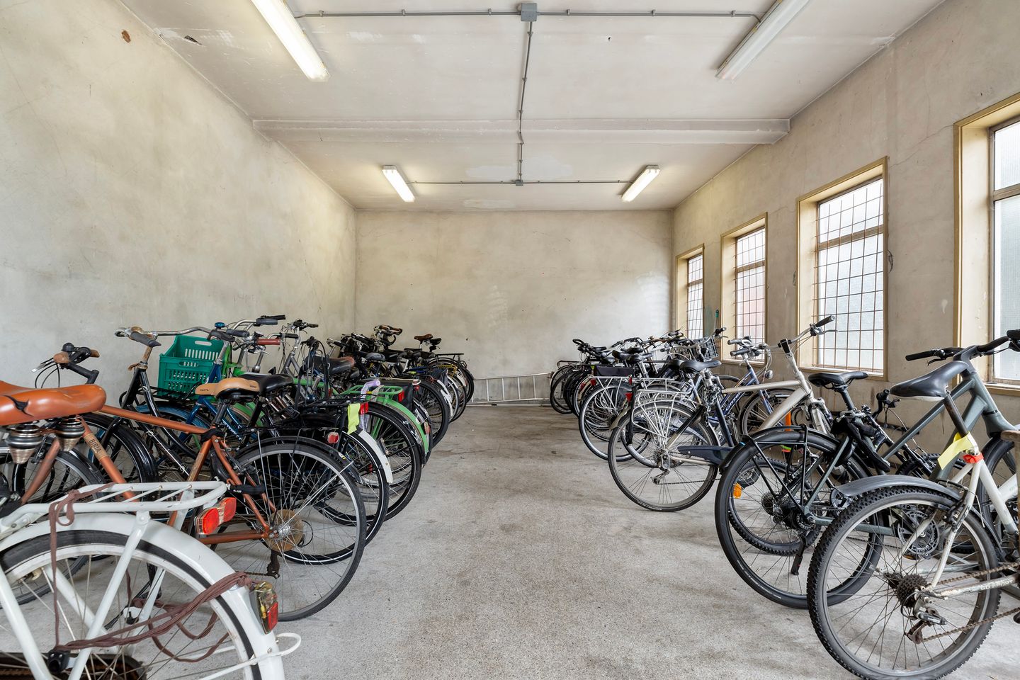 Foto 25 van Herman Robbersstraat 60-B