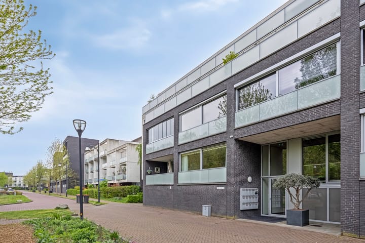 Foto 2 van Sporenring 138-10