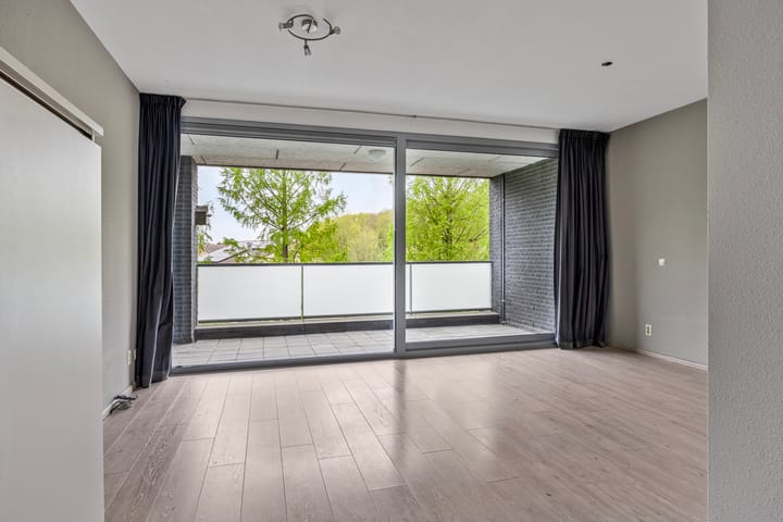 Foto 17 van Sporenring 138-10