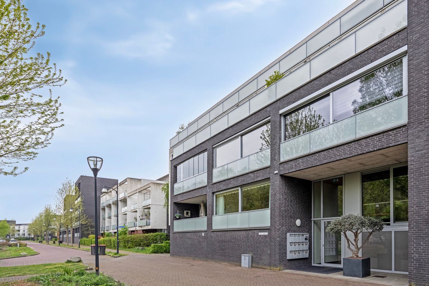 Foto 40 van Sporenring 138-10