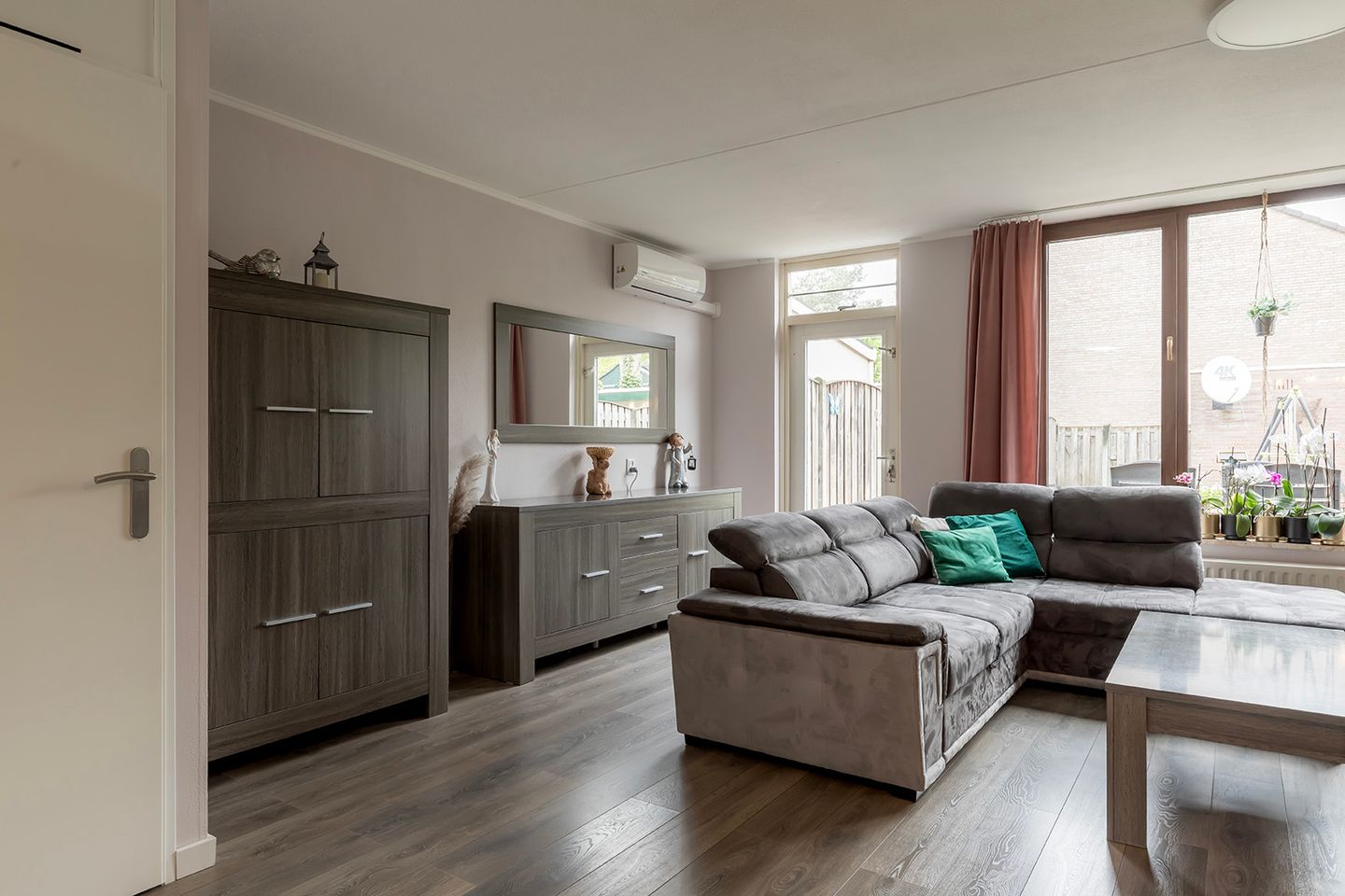 Foto 5 van Hollandhof 83