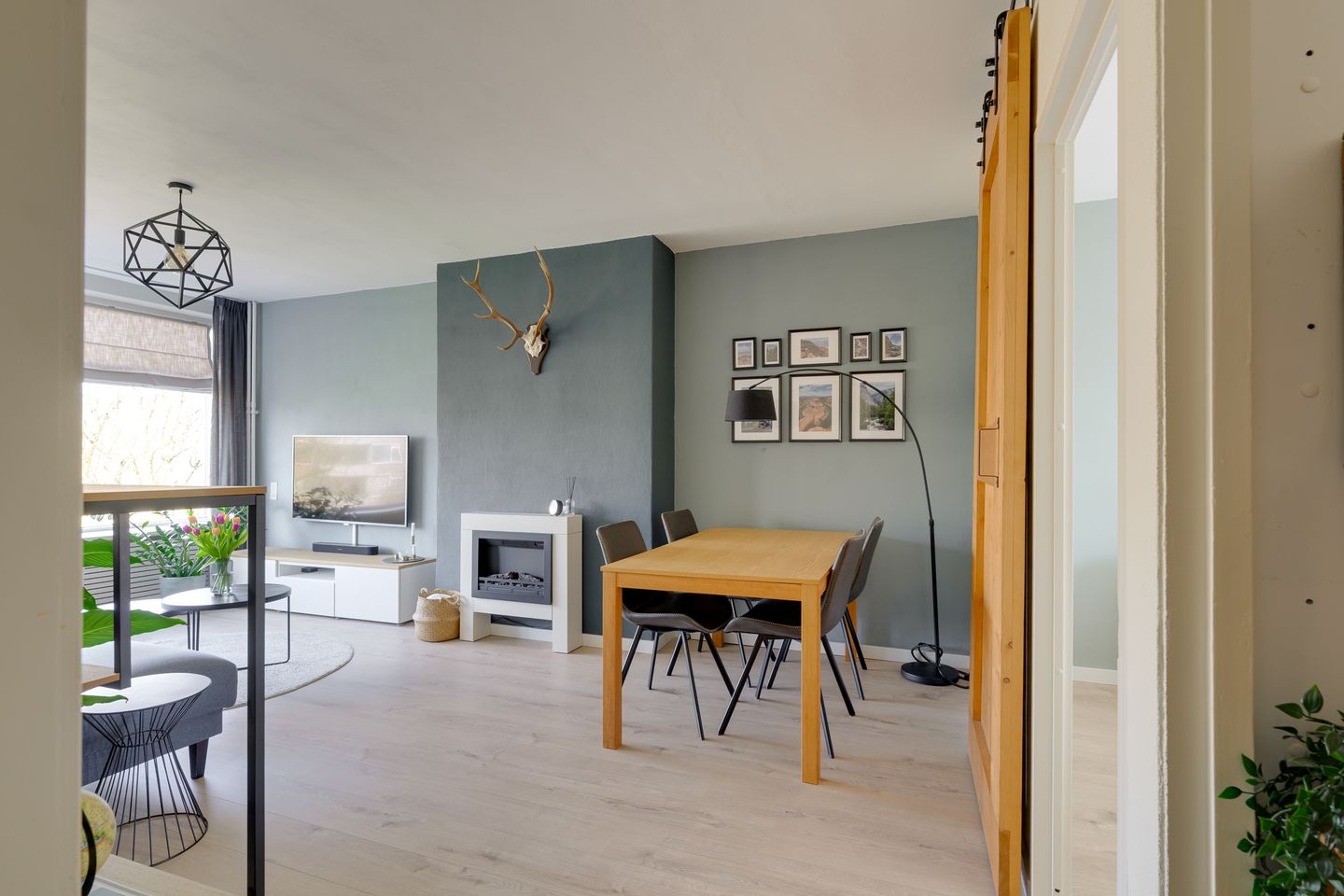 Foto 5 van Burgemeester Caan van Necklaan 287