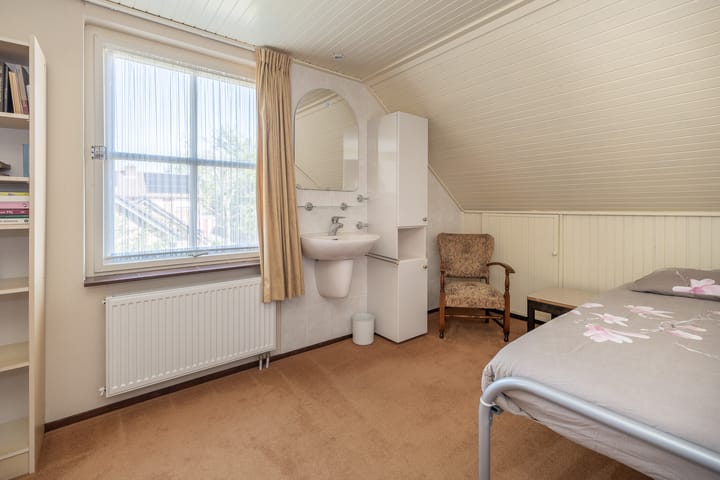 Foto 28 van Hertespoor 26