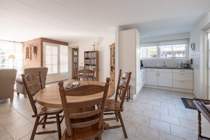 Foto 45 van Hertespoor 26