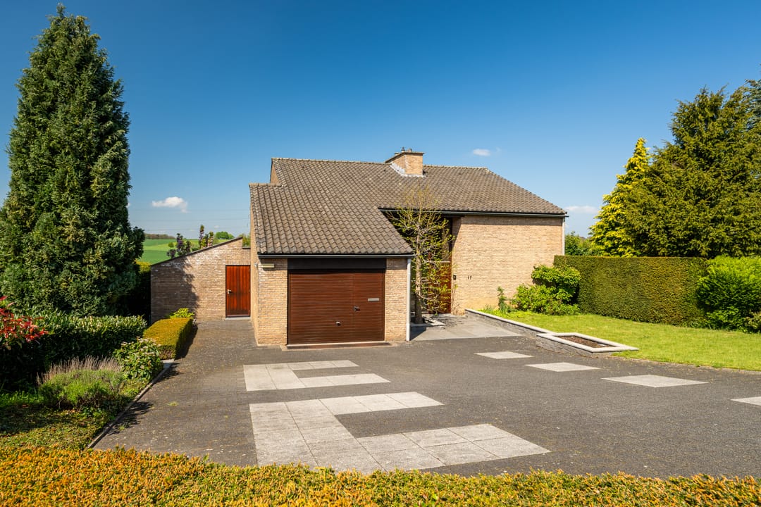 Koopwoningen - huizen te koop in [Funda]