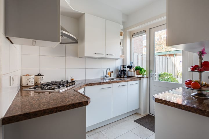 Foto 3 van Planetenstraat 95