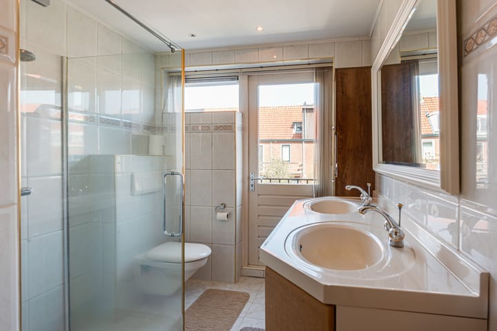 Foto 14 van Planetenstraat 95