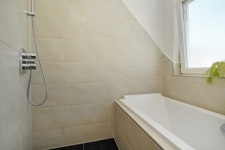 Foto 26 van Columbusstraat 241