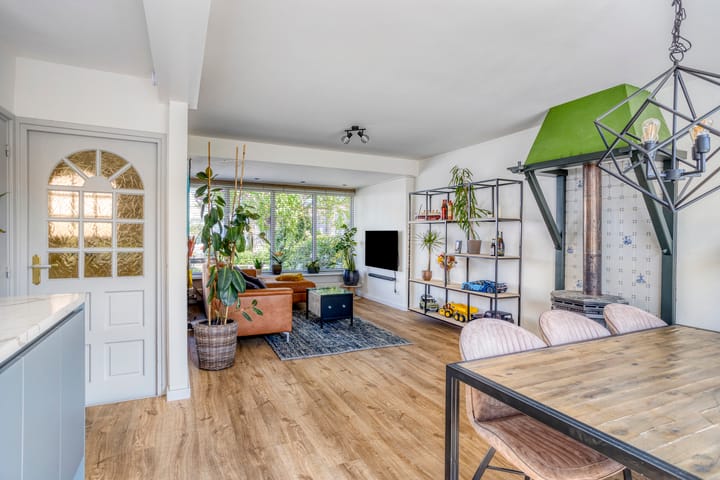 Photo 8 of Mr. T.J. Verschuurstraat 60