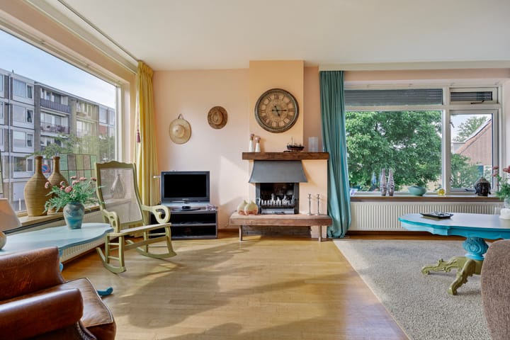 Photo 2 of Stadswal 20-A