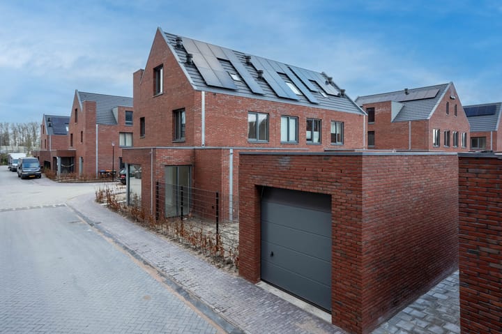 Foto 16 van Gietijzer 13