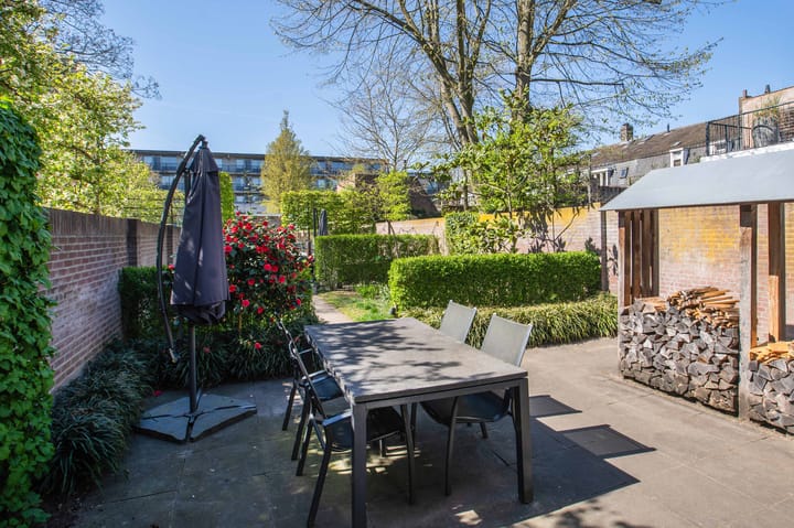 Photo 14 of Nieuwlandstraat 35