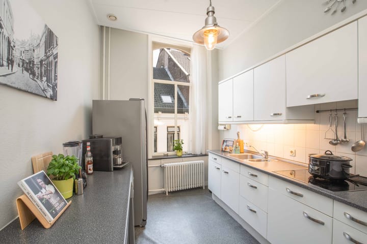 Photo 24 of Nieuwlandstraat 35