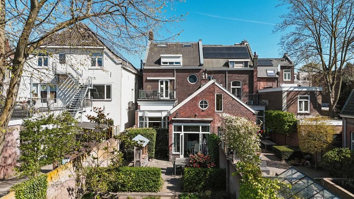 Photo 37 of Nieuwlandstraat 35