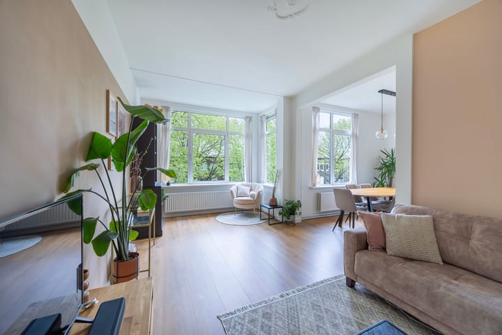 Foto 4 van Caan van Necklaan 289