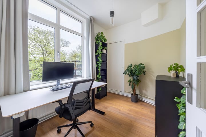 Foto 14 van Caan van Necklaan 289