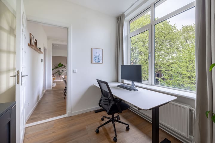 Foto 15 van Caan van Necklaan 289