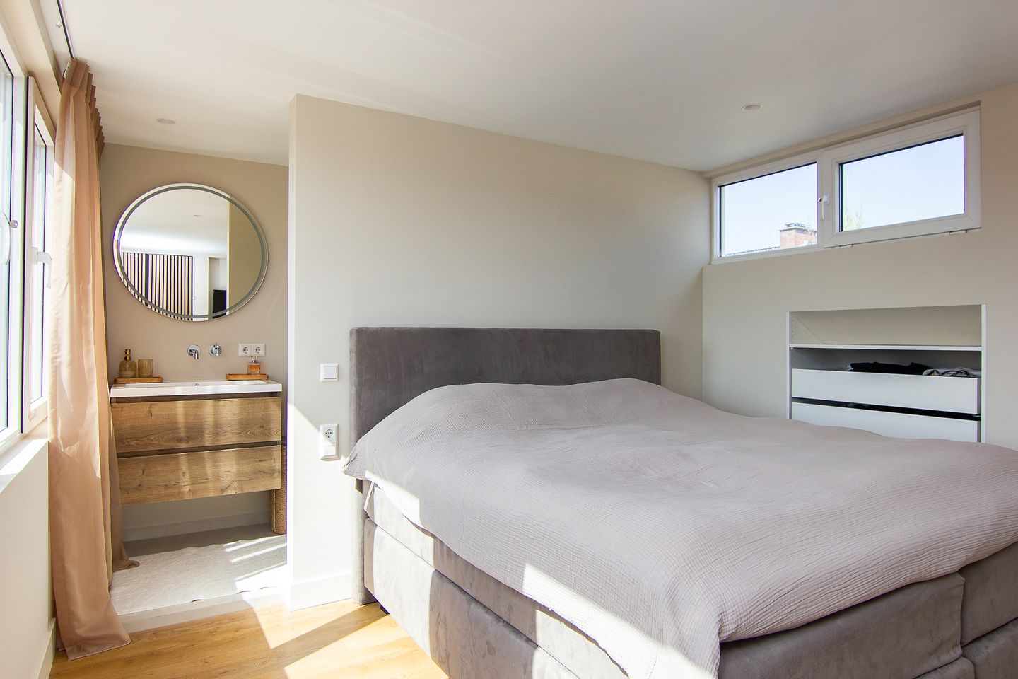 Foto 4 van Linnaeusstraat 54