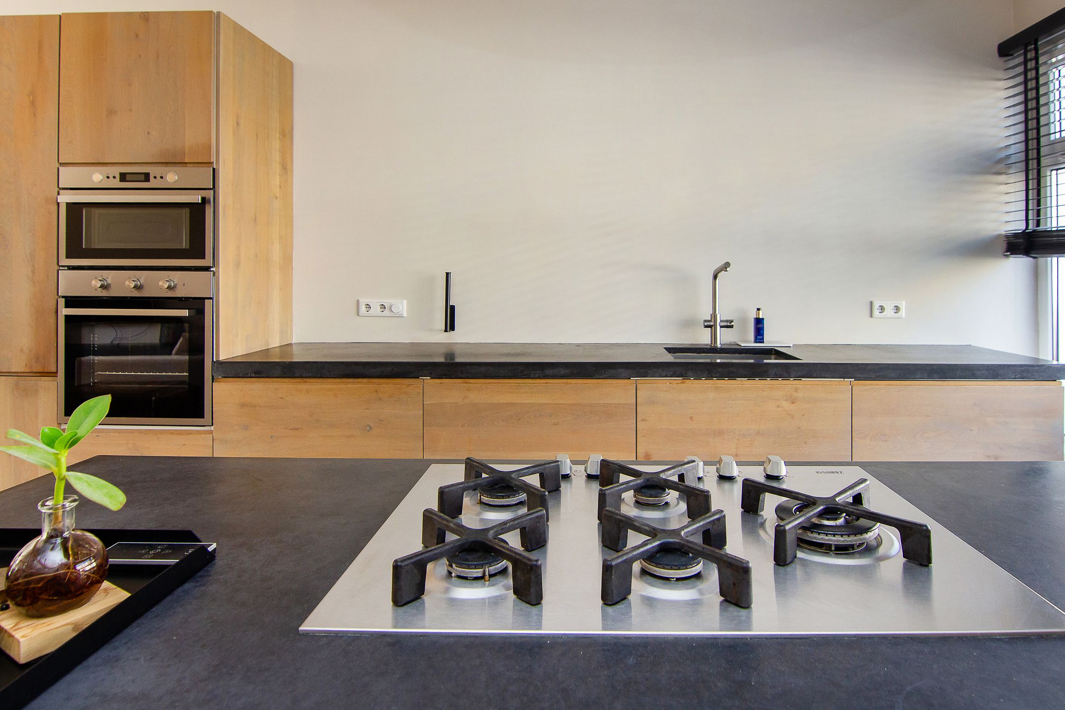 Foto 21 van Linnaeusstraat 54