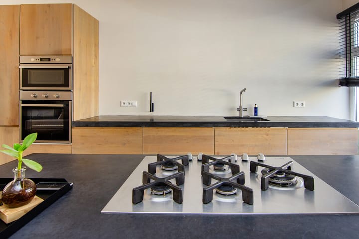 Foto 21 van Linnaeusstraat 54