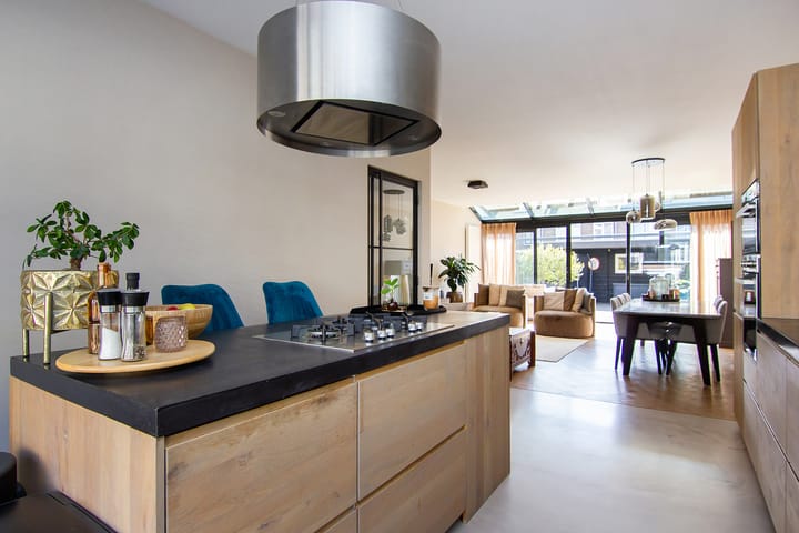 Foto 22 van Linnaeusstraat 54