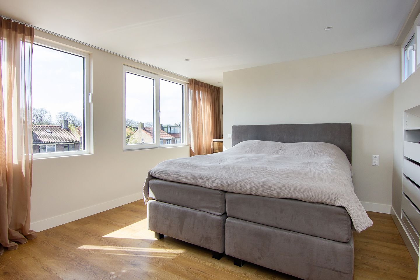 Foto 35 van Linnaeusstraat 54