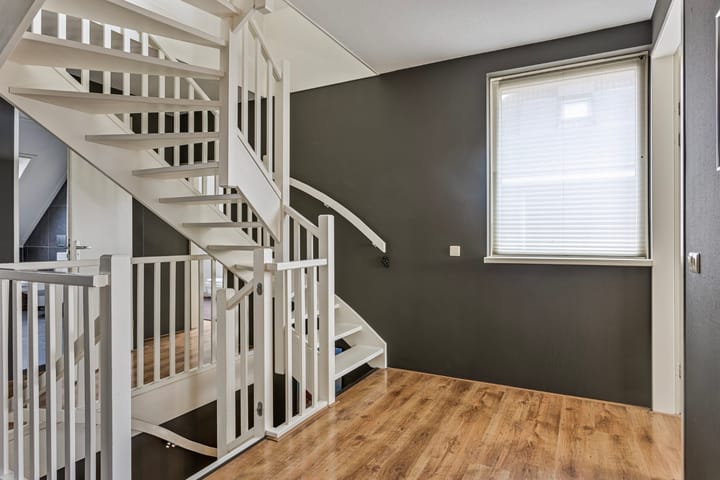 Photo 36 of Kluisstraat 21