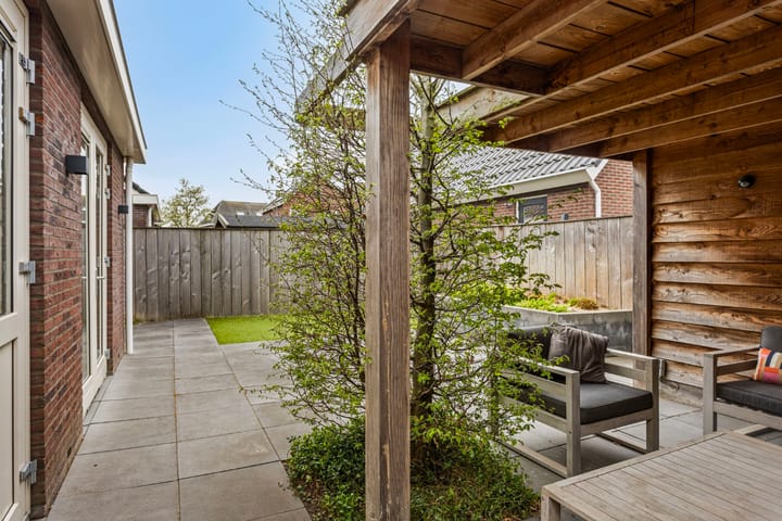 Photo 60 of Kluisstraat 21